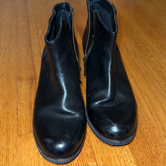 Black clark booties - Picture 3 of 3